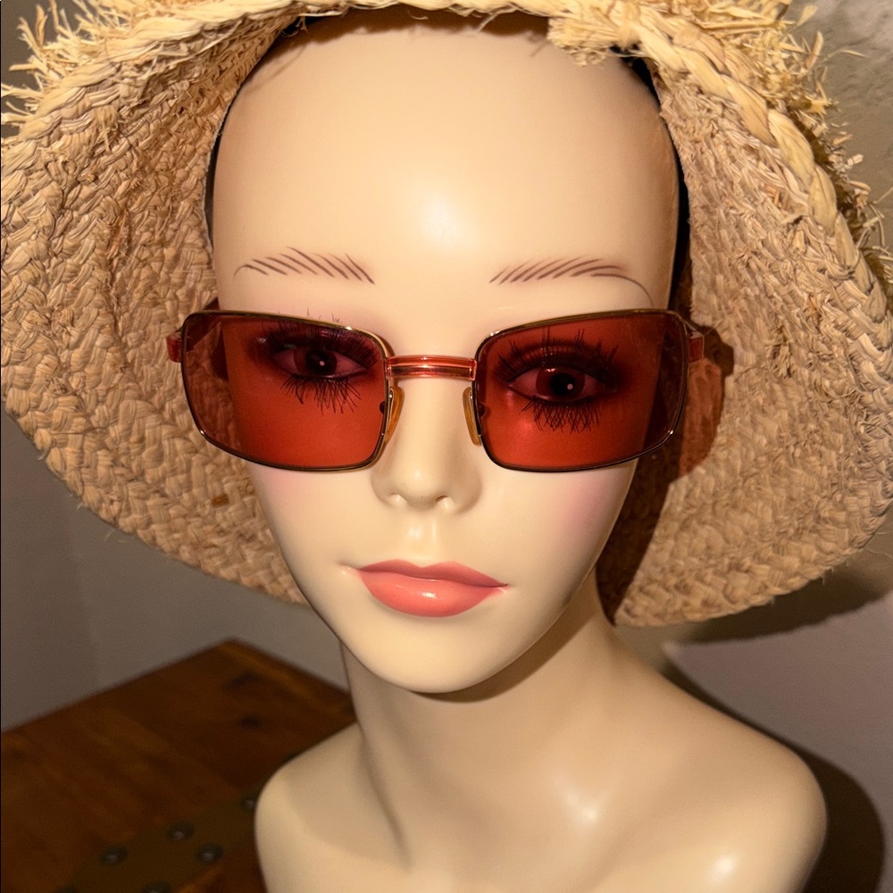 Gucci Y2K Pink Rectangular Sunglasses - image 1